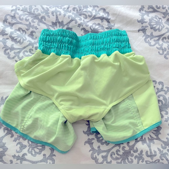 Lululemon Track That Mid Rise Shorts - Picture 6 of 7